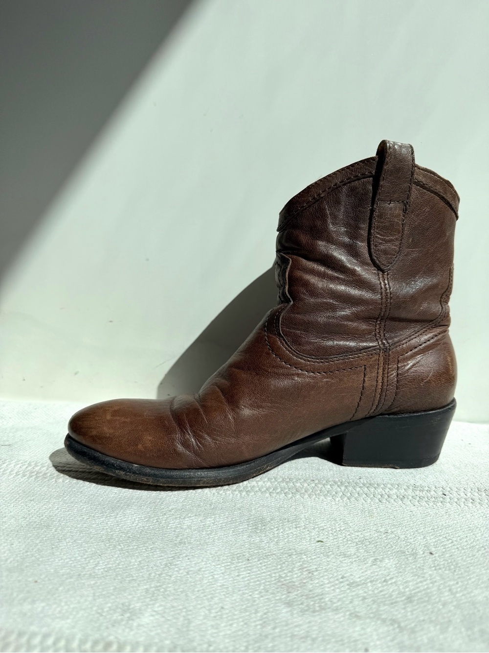 Frye Brown Leather Western Ankle Boot sz 7